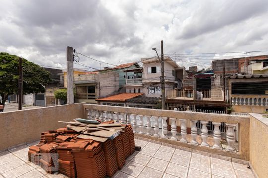 Varanda quarto 2 de casa à venda com 3 quartos, 350m² em Jardim Santa Maria, São Paulo