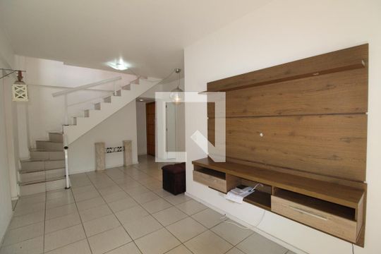 Apartamento para alugar com 3 quartos, 227m² em Freguesia (jacarepaguá), Rio de Janeiro