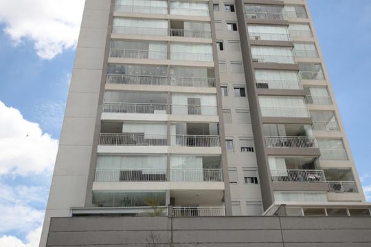 Fachada de apartamento para alugar com 1 quarto, 38m² em Campo Belo, São Paulo