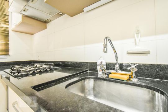 Cozinha de kitnet/studio para alugar com 1 quarto, 38m² em Vila Mariana, São Paulo