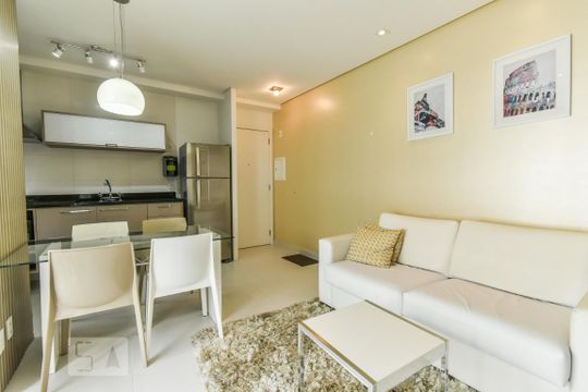 Sala de kitnet/studio para alugar com 1 quarto, 38m² em Vila Mariana, São Paulo
