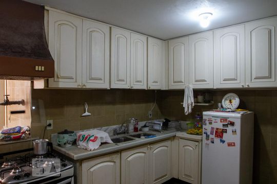 Cozinha de apartamento à venda com 3 quartos, 221m² em Lagoa, Rio de Janeiro