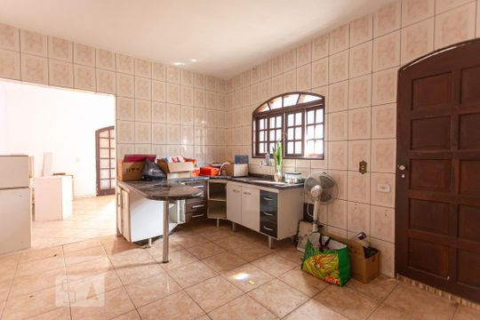 Cozinha de casa à venda com 6 quartos, 163m² em Bussocaba, Osasco