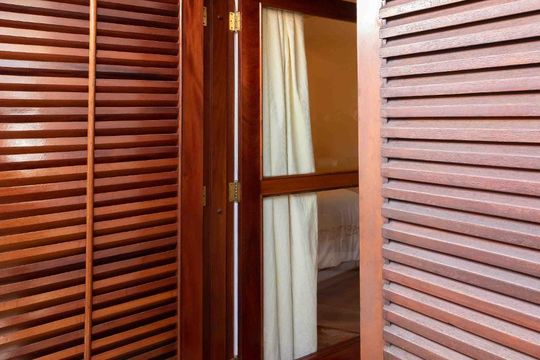 Sacada da Suíte 1 de casa à venda com 4 quartos, 500m² em Alto da Mooca, São Paulo