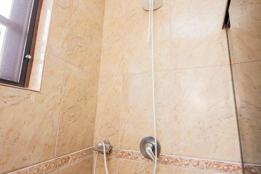 Banheiro 2 de casa de condomínio à venda com 3 quartos, 200m² em Sarandi, Porto Alegre
