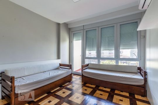 Quarto 1 de apartamento à venda com 2 quartos, 115m² em Independência, Porto Alegre