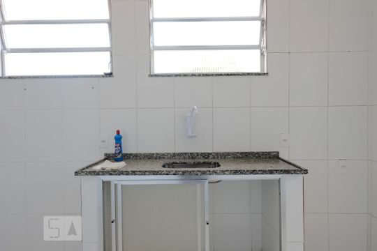 Cozinha de apartamento para alugar com 3 quartos, 80m² em Rio Comprido, Rio de Janeiro