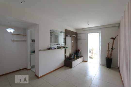 Sala de apartamento à venda com 3 quartos, 90m² em Jacarepaguá, Rio de Janeiro