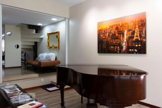 Sala 1 de casa à venda com 3 quartos, 280m² em Cerqueira César, São Paulo