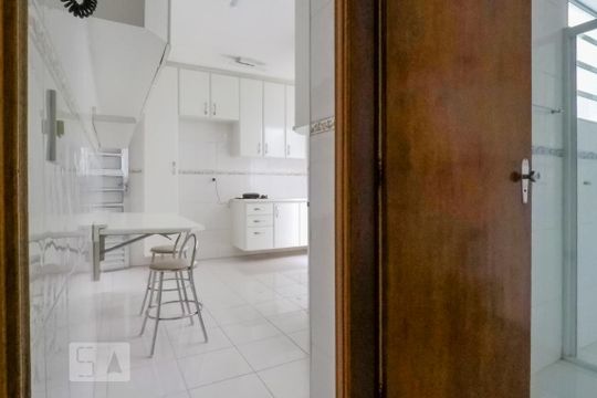 Cozinha de casa para alugar com 1 quarto, 70m² em Vila Dom Pedro I, São Paulo