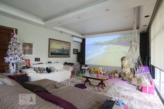 Apartamento para alugar com 5 quartos, 800m² em Caxingui, São Paulo