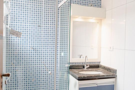 Banheiro 1 - Suíte de casa de condomínio à venda com 3 quartos, 90m² em Penha de França, São Paulo