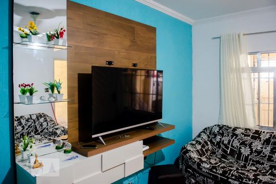 Casa 1 - Sala de casa à venda com 4 quartos, 200m² em Vila Talarico, São Paulo