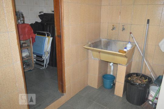Área de Serviço de casa à venda com 2 quartos, 240m² em Vila Medeiros, São Paulo