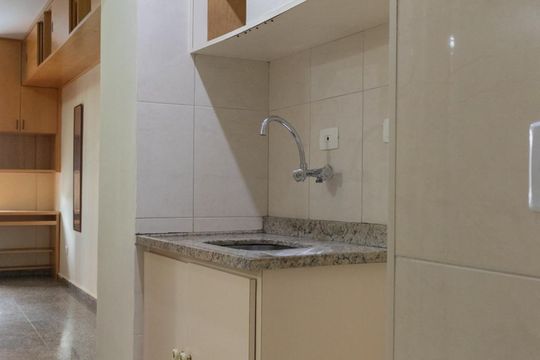Studio Cozinha de kitnet/studio para alugar com 1 quarto, 27m² em Liberdade, São Paulo