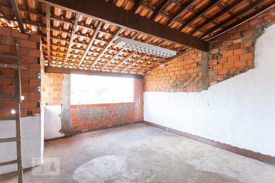 Área de Serviço de casa à venda com 3 quartos, 303m² em Jardim das Flores, Osasco