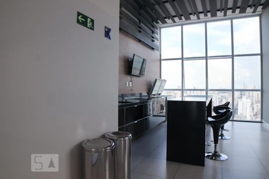 Área comum de kitnet/studio para alugar com 1 quarto, 46m² em Setor Bueno, Goiânia