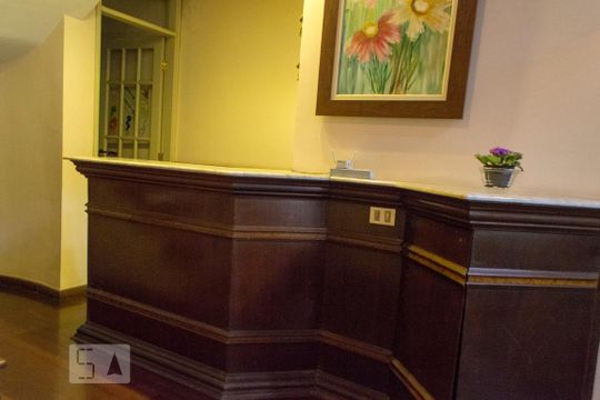 Bar de casa de condomínio para alugar com 4 quartos, 440m² em Jardim Ampliacao, São Paulo