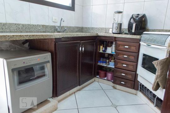 Cozinha de casa de condomínio à venda com 4 quartos, 440m² em Jardim Ampliacao, São Paulo