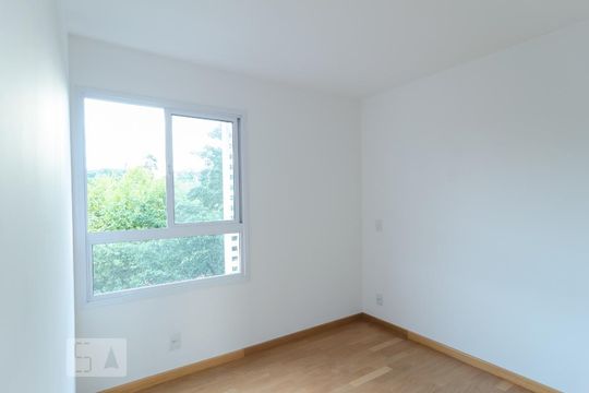 Suíte de apartamento para alugar com 2 quartos, 63m² em Jardim Prudência, São Paulo