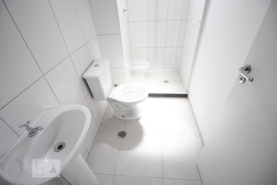 Banheiro de apartamento à venda com 2 quartos, 40m² em Chácara Inglesa, São Paulo