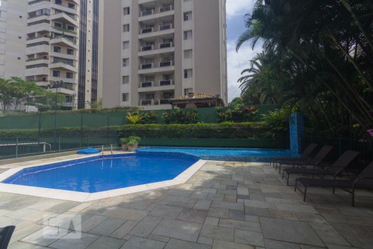 Piscina - Condomínio de apartamento à venda com 4 quartos, 275m² em Campo Belo, São Paulo
