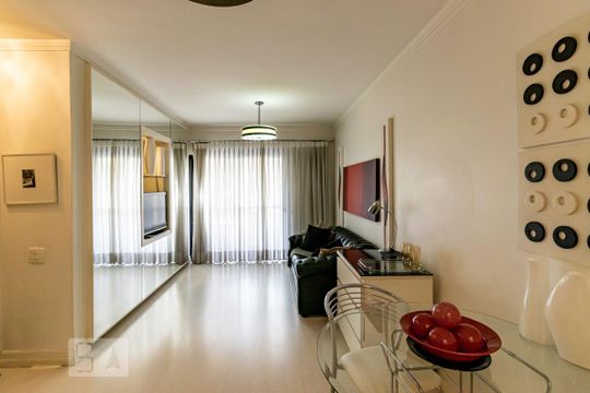 Sala de apartamento para alugar com 1 quarto, 45m² em Itaim Bibi, São Paulo