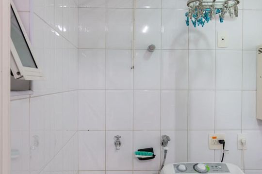 Área de serviço de apartamento para alugar com 2 quartos, 71m² em Pompeia, São Paulo