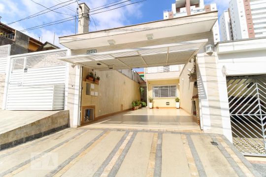 Fachada de casa à venda com 3 quartos, 150m² em Vila Dom Pedro I, São Paulo