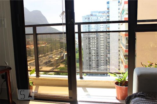 Varanda de apartamento para alugar com 4 quartos, 129m² em Barra da Tijuca, Rio de Janeiro