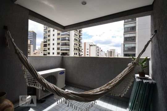 Varanda de apartamento à venda com 2 quartos, 60m² em Pinheiros, São Paulo