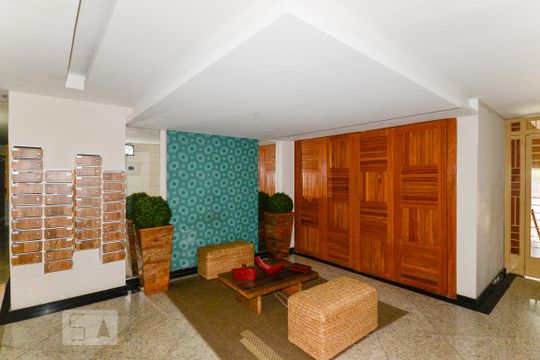 Portaria de apartamento à venda com 3 quartos, 90m² em Tijuca, Rio de Janeiro