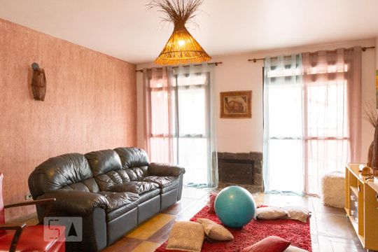 Sala 1 de casa à venda com 3 quartos, 283m² em Vila Romana, São Paulo