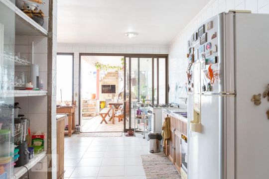 Cozinha de casa à venda com 3 quartos, 283m² em Vila Romana, São Paulo