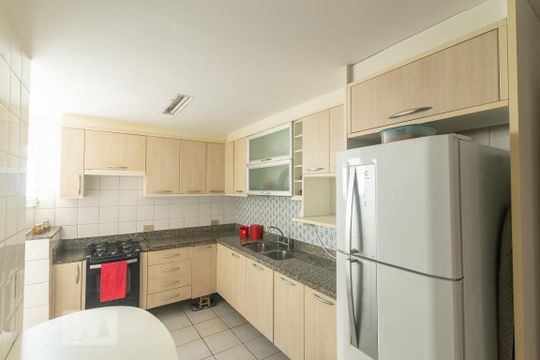 Cozinha de apartamento à venda com 4 quartos, 230m² em Recreio dos Bandeirantes, Rio de Janeiro