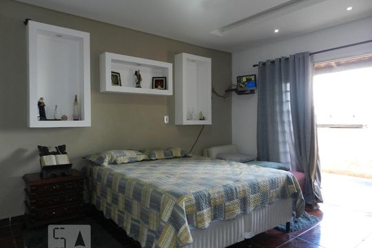 Quarto 1 - Suíte  de casa à venda com 4 quartos, 250m² em Vila Paulistania, São Paulo