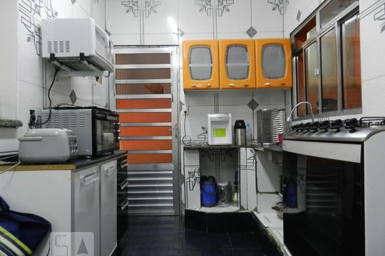 Cozinha de casa à venda com 4 quartos, 250m² em Vila Paulistania, São Paulo