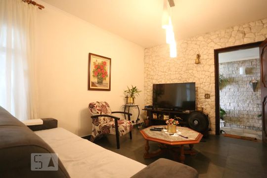Sala de casa à venda com 3 quartos, 200m² em Jardim Ester Yolanda, São Paulo