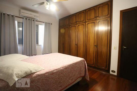 Quarto 1 de casa à venda com 3 quartos, 200m² em Jardim Ester Yolanda, São Paulo