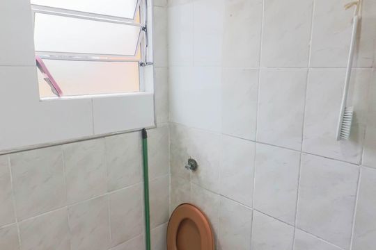 Casa 1 Banheiro de casa à venda com 5 quartos, 140m² em Vila Nova Alba, São Paulo