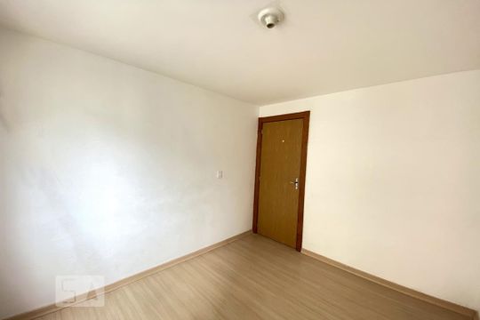 Dormitório 2 de apartamento para alugar com 2 quartos, 45m² em Santos Dumont, São Leopoldo
