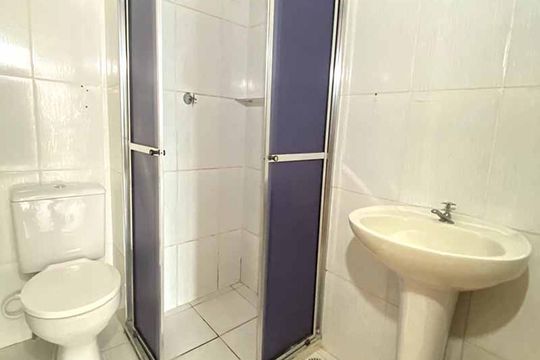 Banheiro de apartamento para alugar com 2 quartos, 45m² em Santos Dumont, São Leopoldo