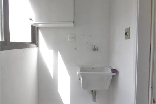Área de Serviço de apartamento para alugar com 1 quarto, 42m² em Vila Suzana, São Paulo