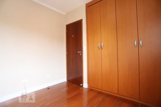 Quarto 1 de apartamento para alugar com 2 quartos, 55m² em Quitaúna, Osasco