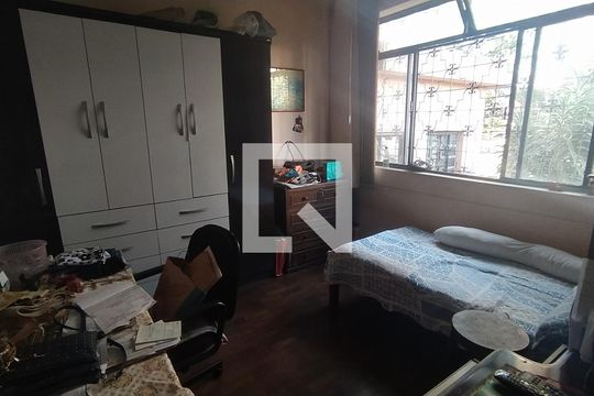 Casa à venda com 8 quartos, 385m² em Barro Preto, Belo Horizonte
