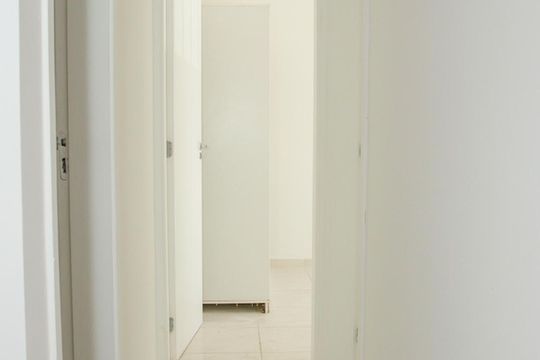 Corredor de apartamento à venda com 2 quartos, 44m² em Vargem Pequena, Rio de Janeiro