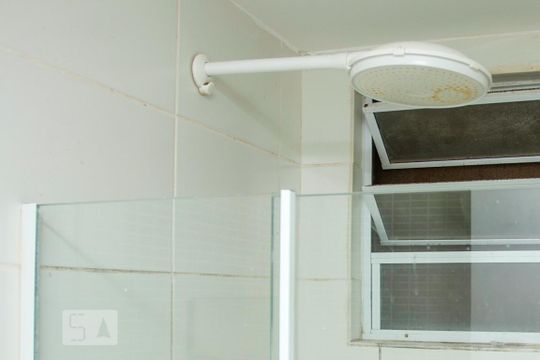 Banheiro de apartamento à venda com 2 quartos, 44m² em Vargem Pequena, Rio de Janeiro