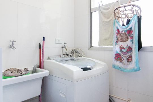 Lavanderia de apartamento à venda com 2 quartos, 56m² em Cocaia, Guarulhos