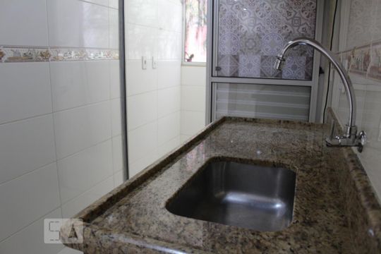 cozinha de apartamento à venda com 2 quartos, 47m² em Vila Carmosina, São Paulo