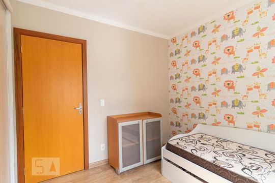 Dormitório de apartamento para alugar com 2 quartos, 68m² em Jardim Itu-sabará, Porto Alegre